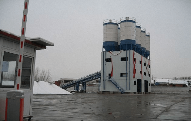operate-automatic-concrete-mixer-plants